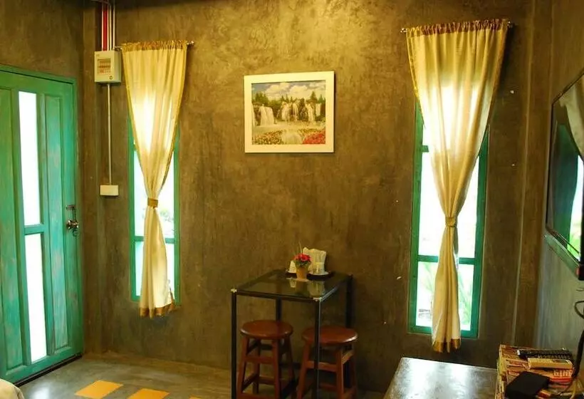 هتل Chatchanan Resort