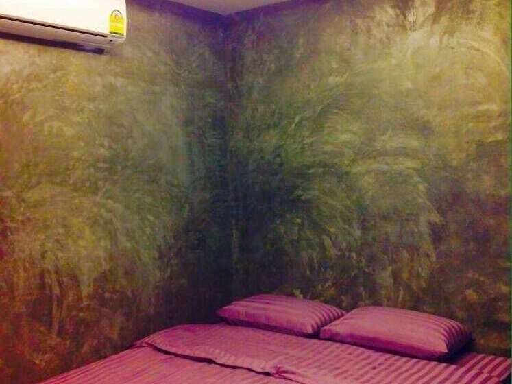 فندق Chatchanan Resort