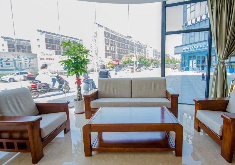 בית מלון כפרי Greentree Inn Nantong Tongzhou Zhangzhishan Town Deli Square Express