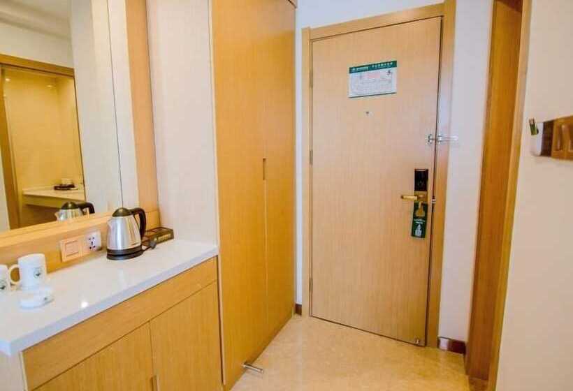 בית מלון כפרי Greentree Inn Nantong Tongzhou Zhangzhishan Town Deli Square Express