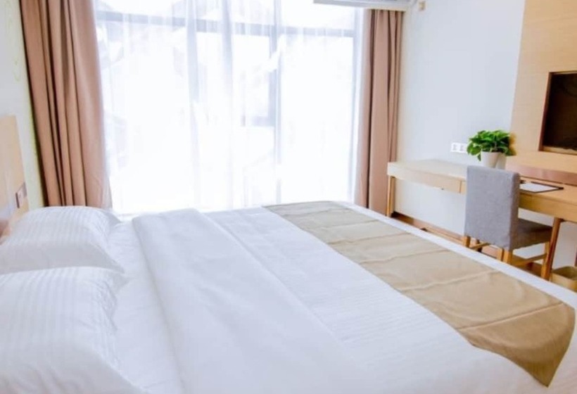 בית מלון כפרי Greentree Inn Nantong Tongzhou Zhangzhishan Town Deli Square Express