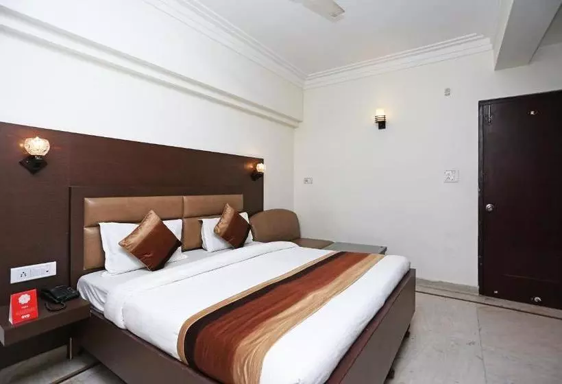 ホテル Gulmohar Guest House By Oyo