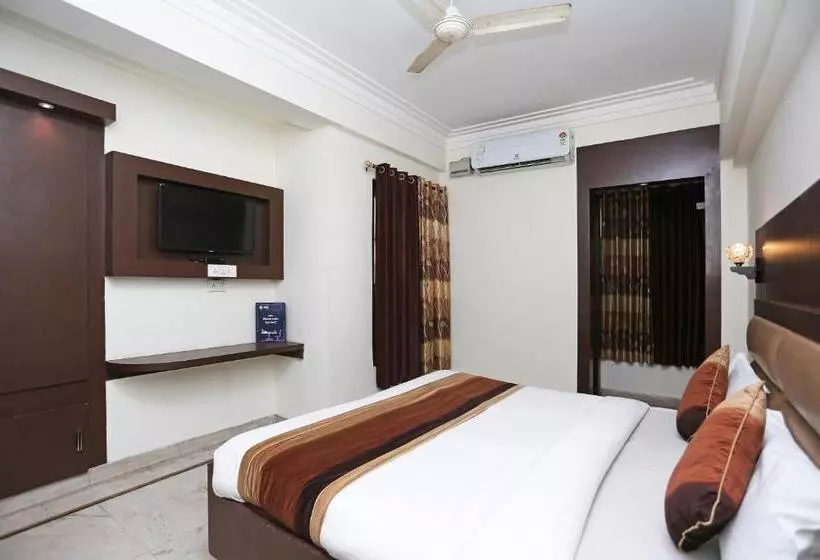 ホテル Gulmohar Guest House By Oyo