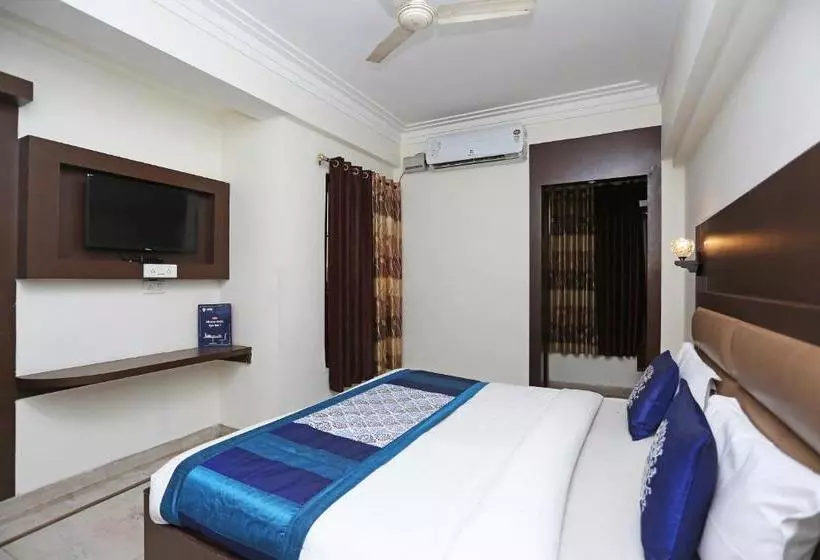 ホテル Gulmohar Guest House By Oyo