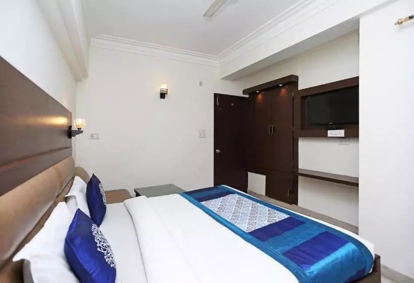 ホテル Gulmohar Guest House By Oyo