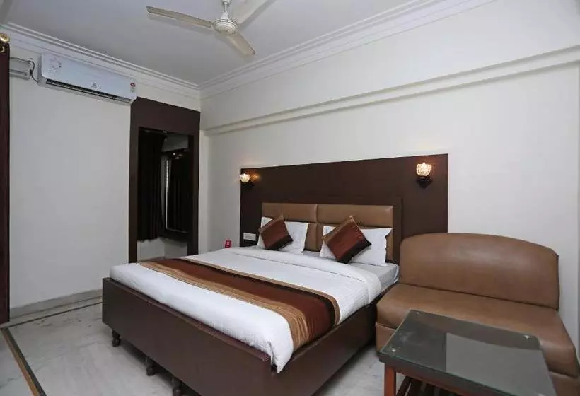 ホテル Gulmohar Guest House By Oyo