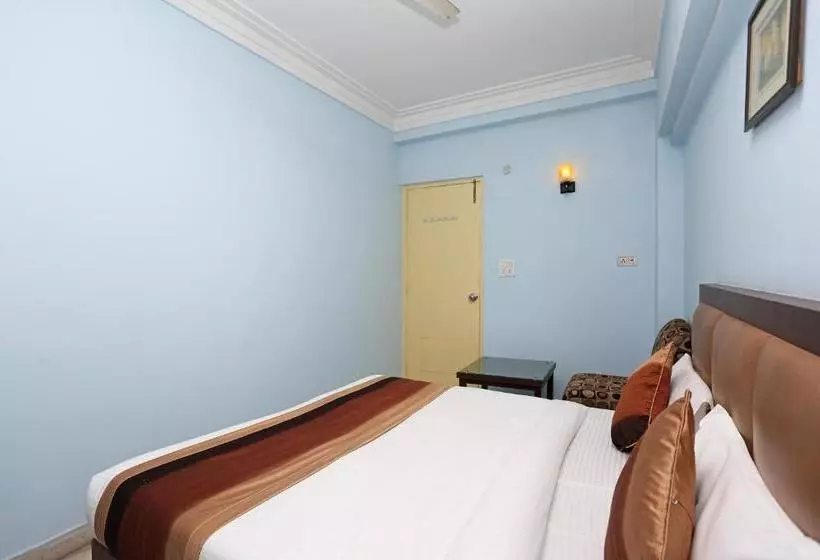 ホテル Gulmohar Guest House By Oyo