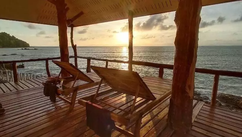 هتل Koh Chang Resort Ranong