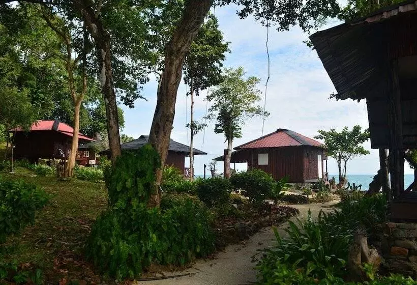 ホテル The Jemuruk Island Resort