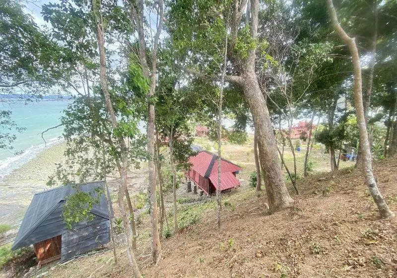 ホテル The Jemuruk Island Resort