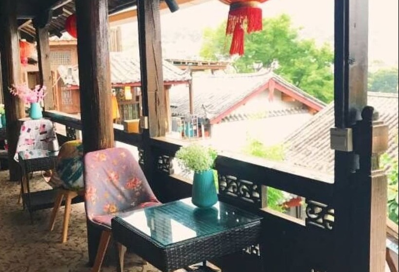 Lijiang Shanju Zuihuayin Inn