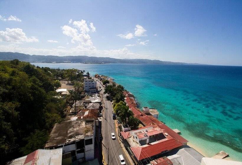 Montego Bay Club Apartments