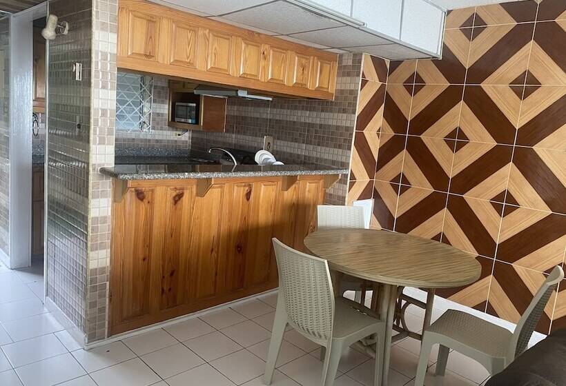 Montego Bay Club Apartments