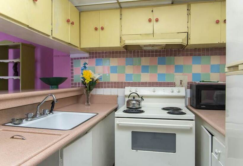 Montego Bay Club Apartments