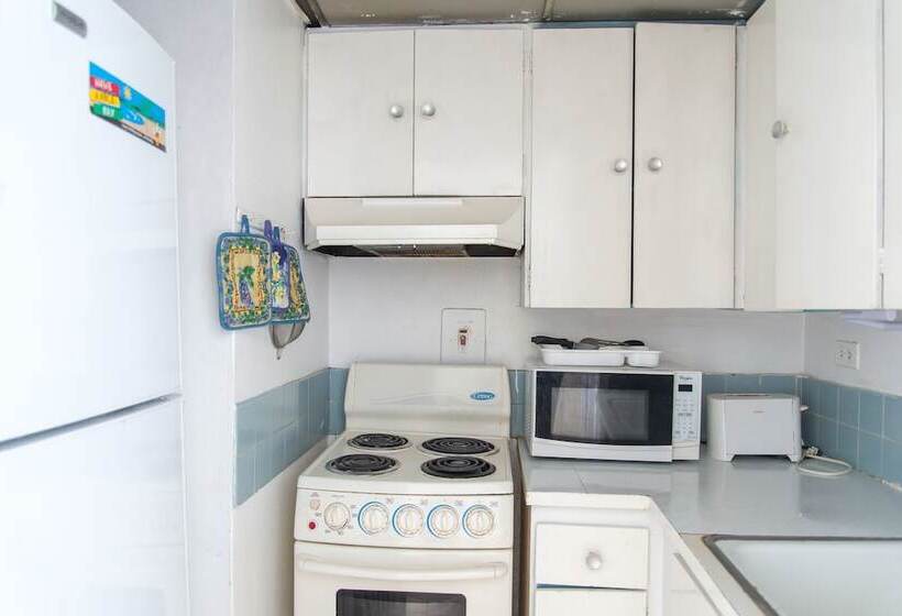 Montego Bay Club Apartments