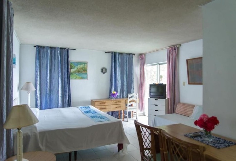 Montego Bay Club Apartments