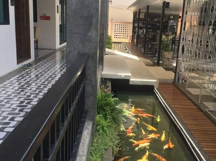 Phetcharat Grand Hotel Maesot