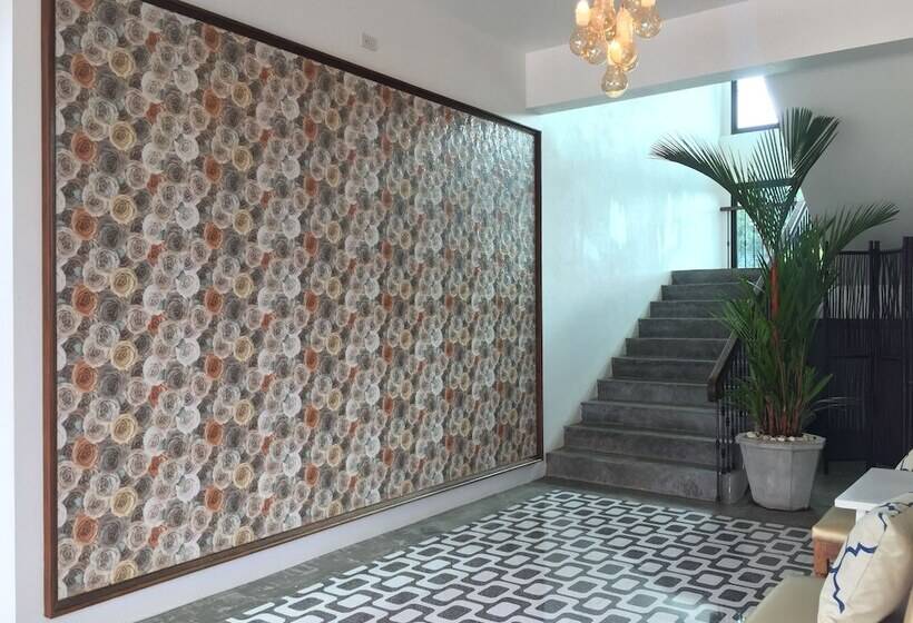 Phetcharat Grand Hotel Maesot