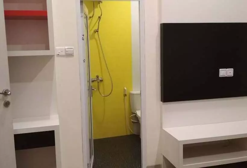 Sleeprest   Diamond Palace