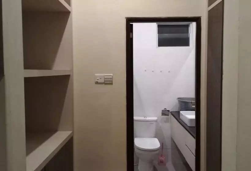 Sleeprest   Diamond Palace