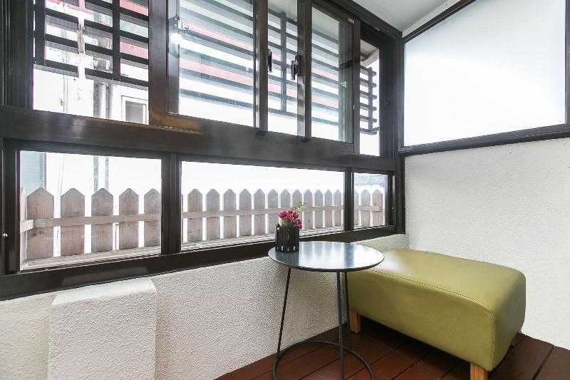 تختخواب و صبحانه Liang Ren