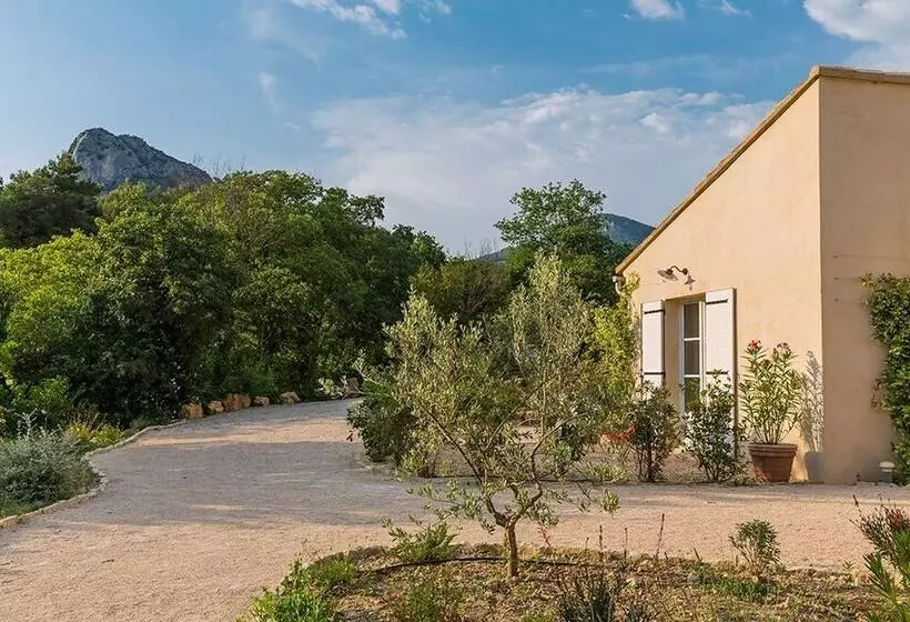 Aamiaismajoitus (B&B) Mas De La Baume