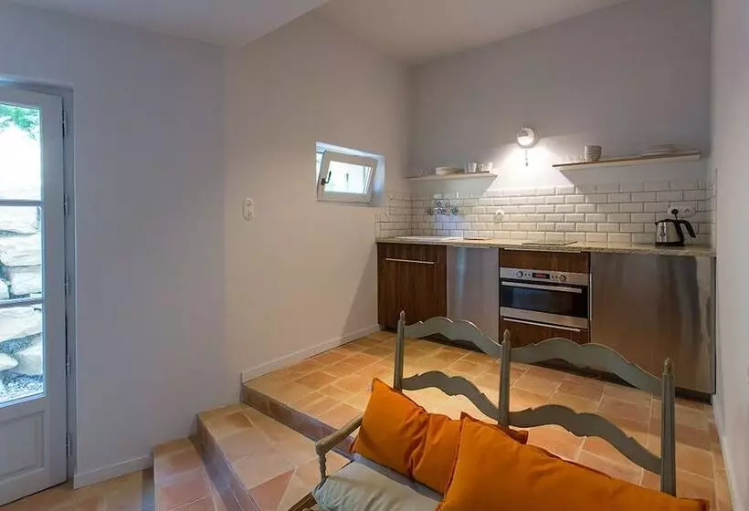 Aamiaismajoitus (B&B) Mas De La Baume