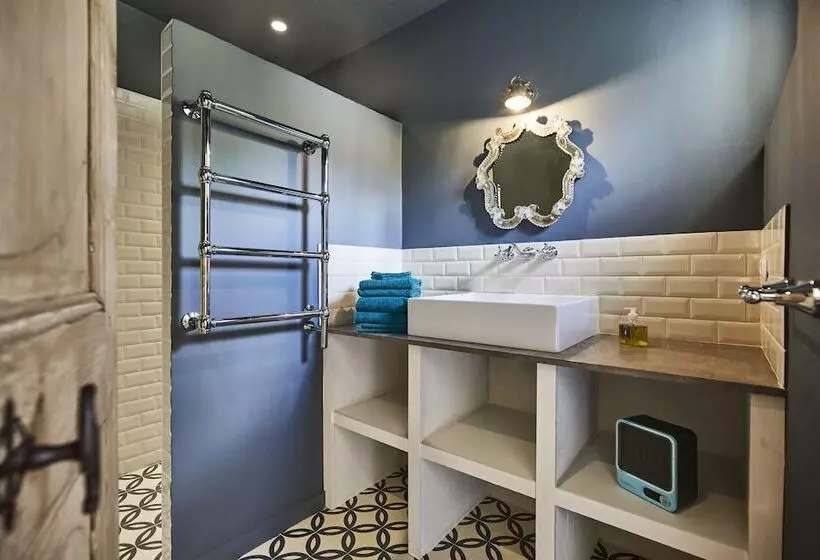 Aamiaismajoitus (B&B) Mas De La Baume