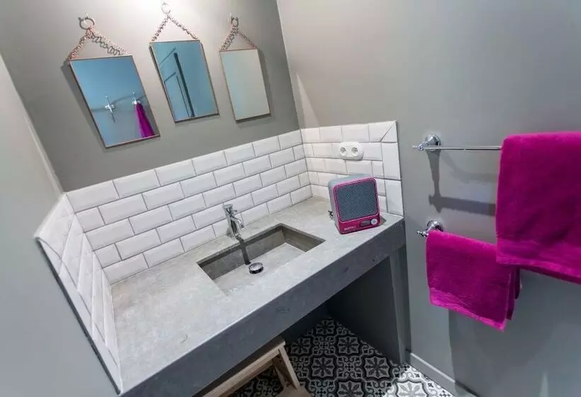 Aamiaismajoitus (B&B) Mas De La Baume