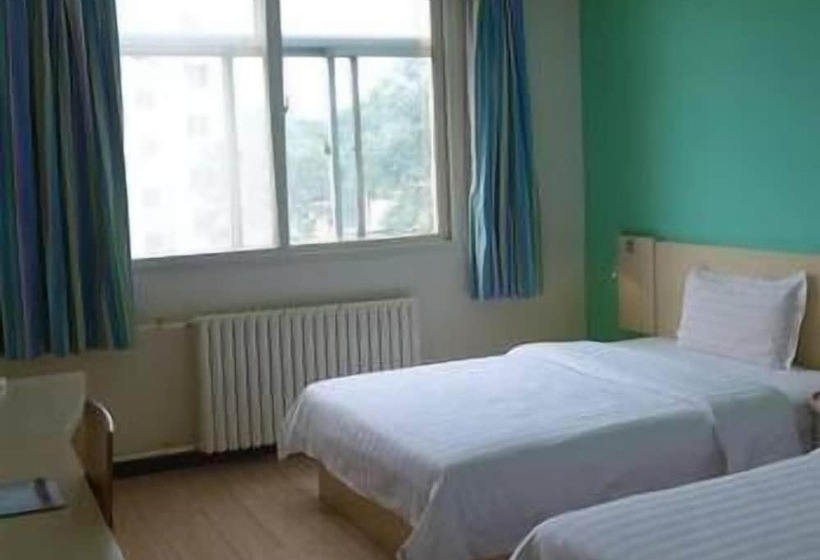 Отель 7 Days Inn