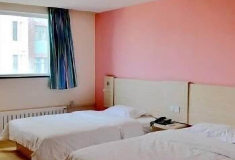 Отель 7 Days Inn