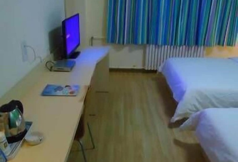 Отель 7 Days Inn