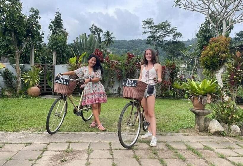 호텔 Baan Hinlad Home And Hostel