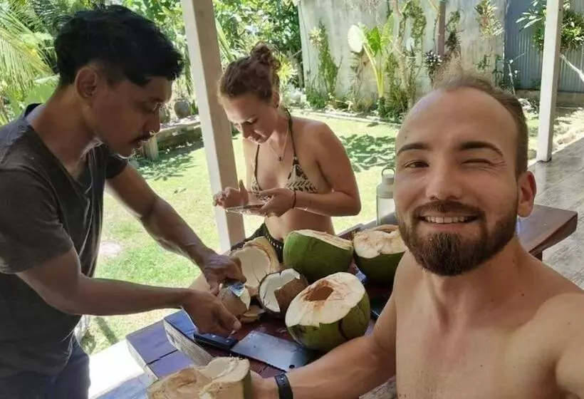 Hotelli Baan Hinlad Home And Hostel