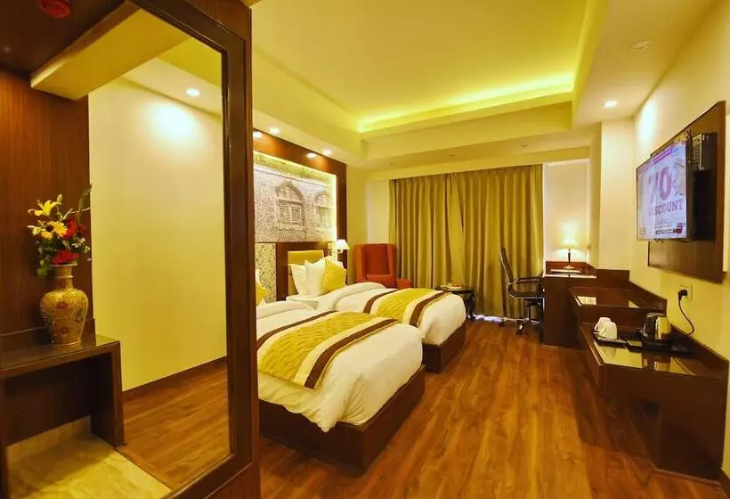 هتل Regenta Central Srinagar, Rajbagh