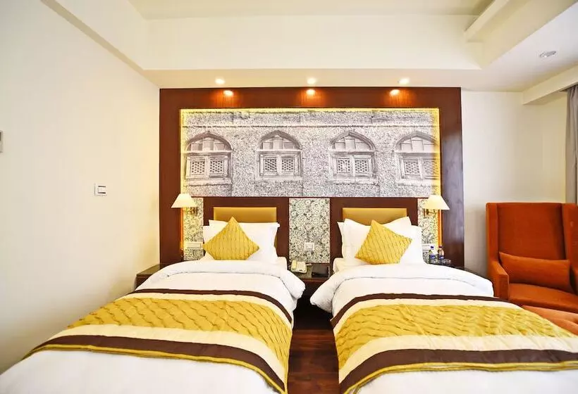 هتل Regenta Central Srinagar, Rajbagh