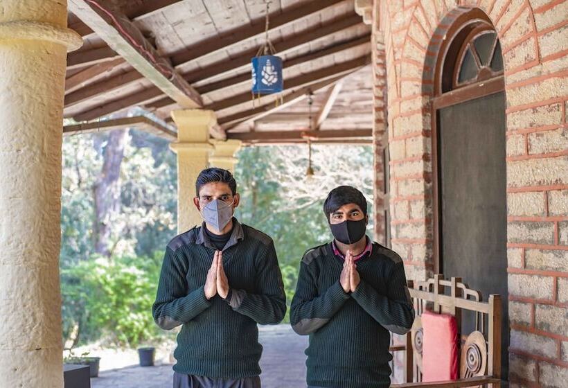 בית מלון כפרי Camp Bliss Ranikhet