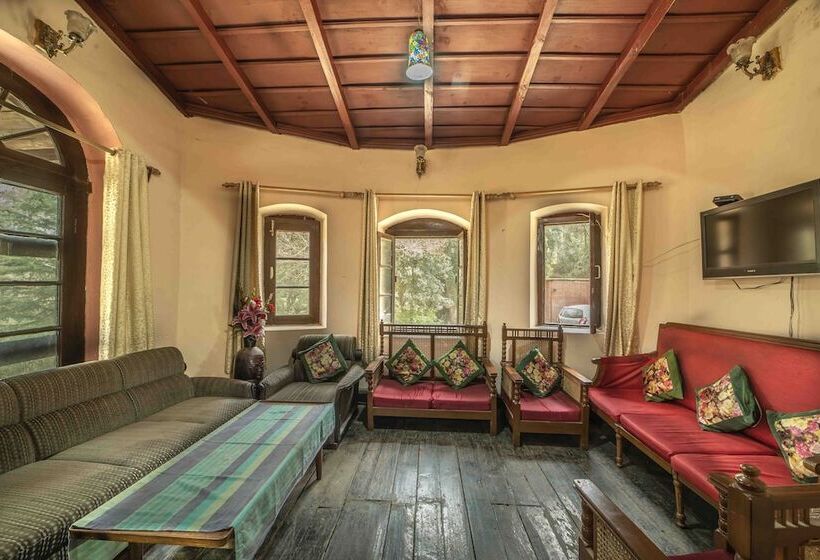 בית מלון כפרי Camp Bliss Ranikhet