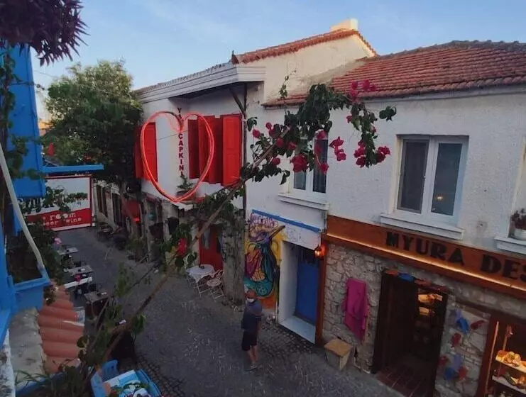 هتل Woodstock Alaçatı