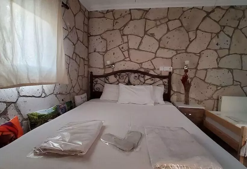 هتل Woodstock Alaçatı