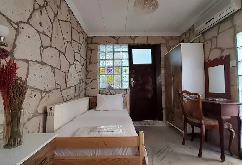 هتل Woodstock Alaçatı