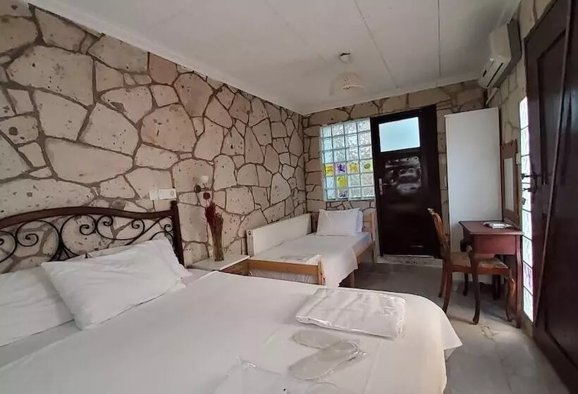 هتل Woodstock Alaçatı