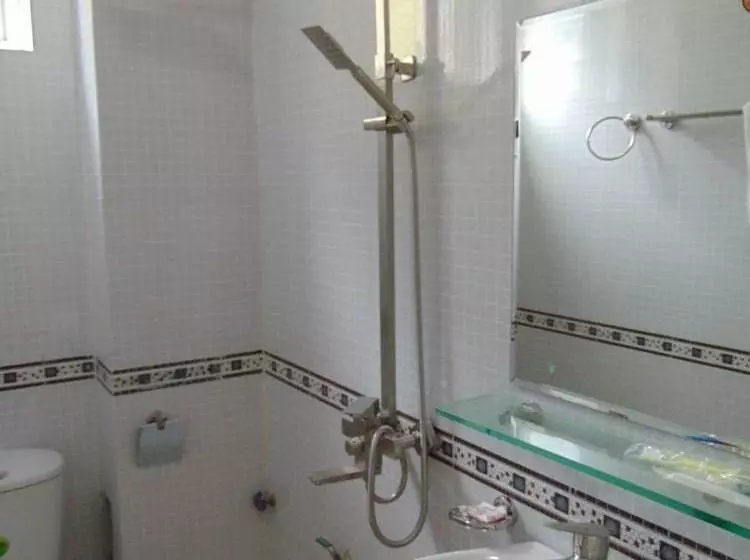 Huy Hoang Airport Hotel