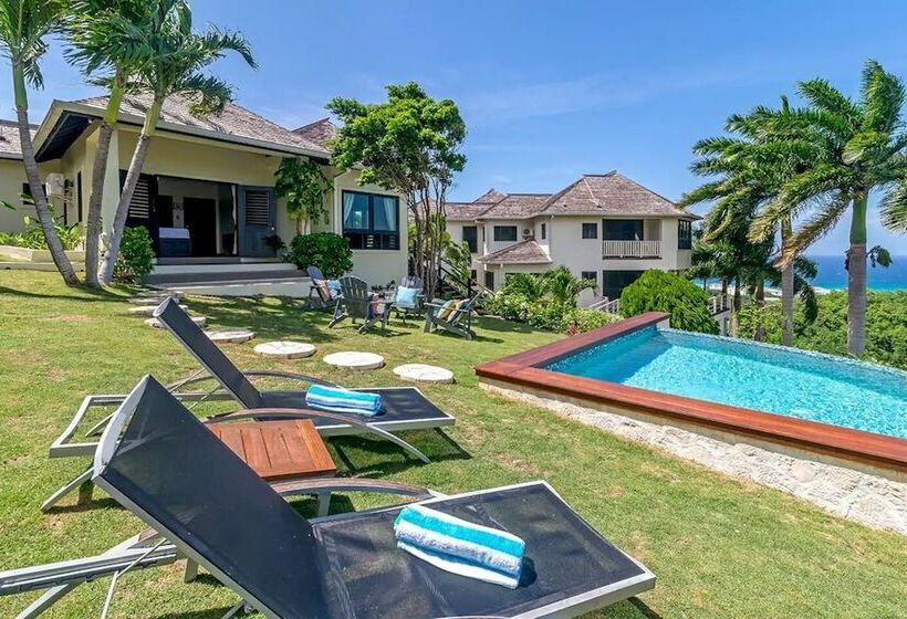 Nianna Luxurious Villa