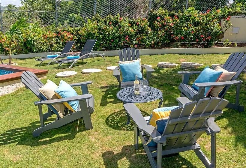 Nianna Luxurious Villa