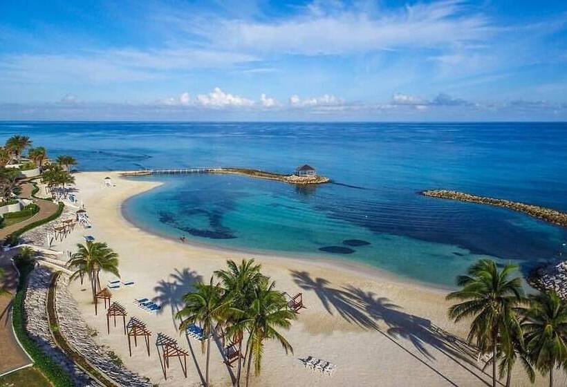 Nianna Luxurious Villa