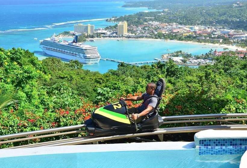 Nianna Luxurious Villa