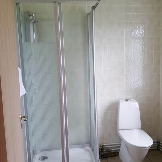 پانسیون Guesthouse Stöng And Cottages