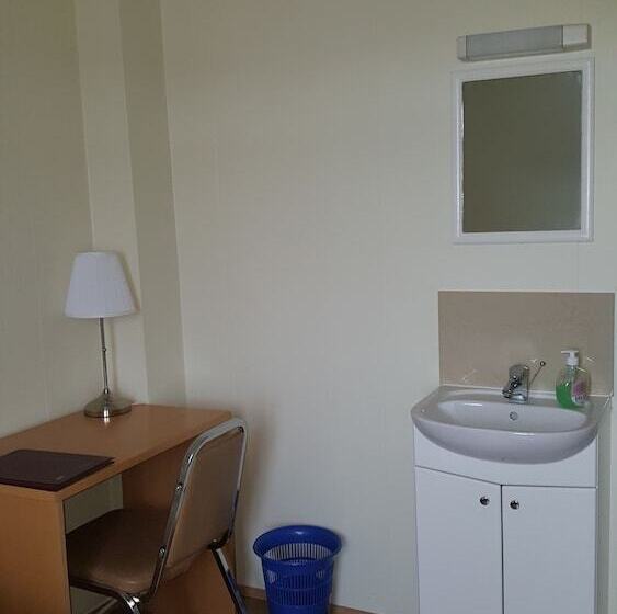 پانسیون Guesthouse Stöng And Cottages