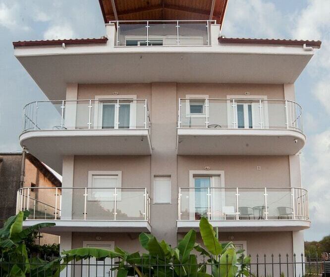 Pensjonat Vanessa's Rooms & Apartments